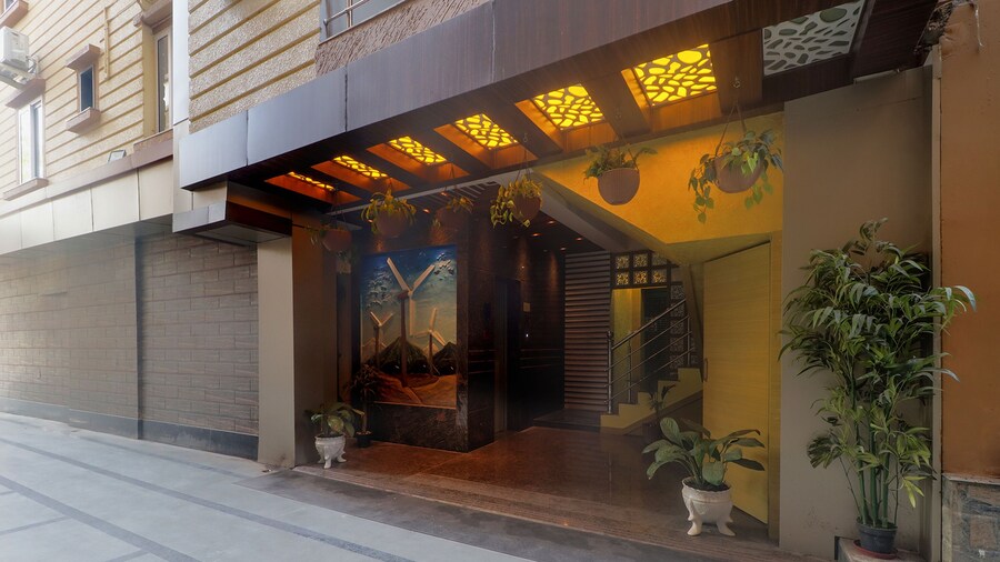 Fabhotel Ganpati 2