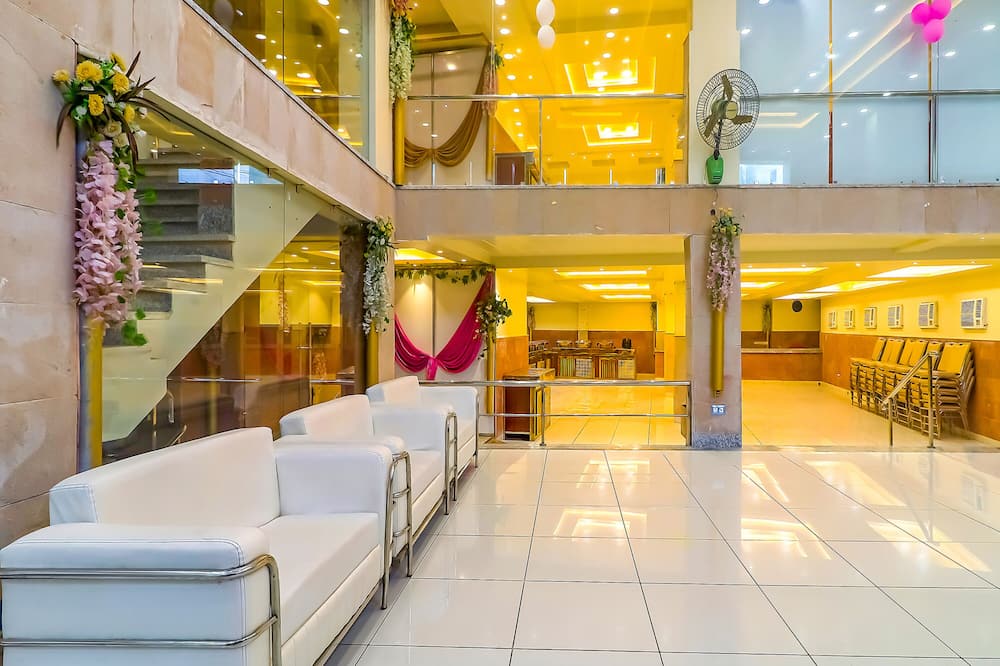 Fabhotel Ruklo