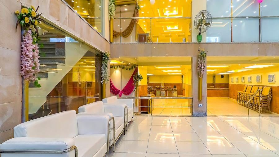 Fabhotel Ruklo