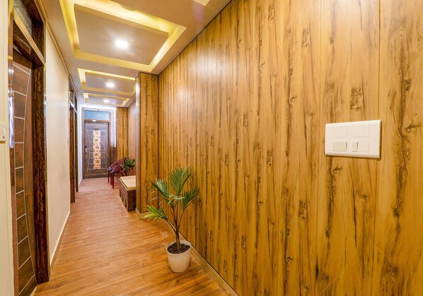 Lobby - Fabhotel Gmc Grand (Lucknow)