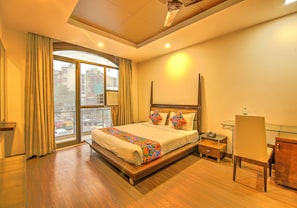 Exterior - FabExpress Le Grand (New Delhi)