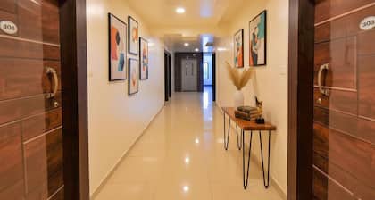 Fabhotel White House