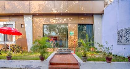 Fabhotel Grand Inn