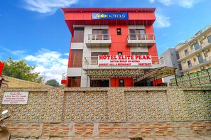 Exterior - Fabhotel Elite Park (Noida)