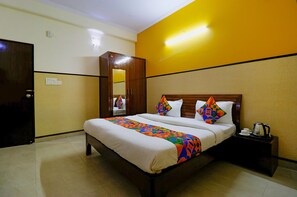 Egyptian cotton sheets, premium bedding, in-room safe, desk - FabHotel Elite Peak (Noida)