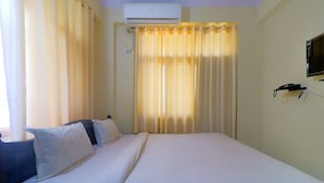 Ảnh chưa phân loại, 2 trong số 23 ảnh, nút