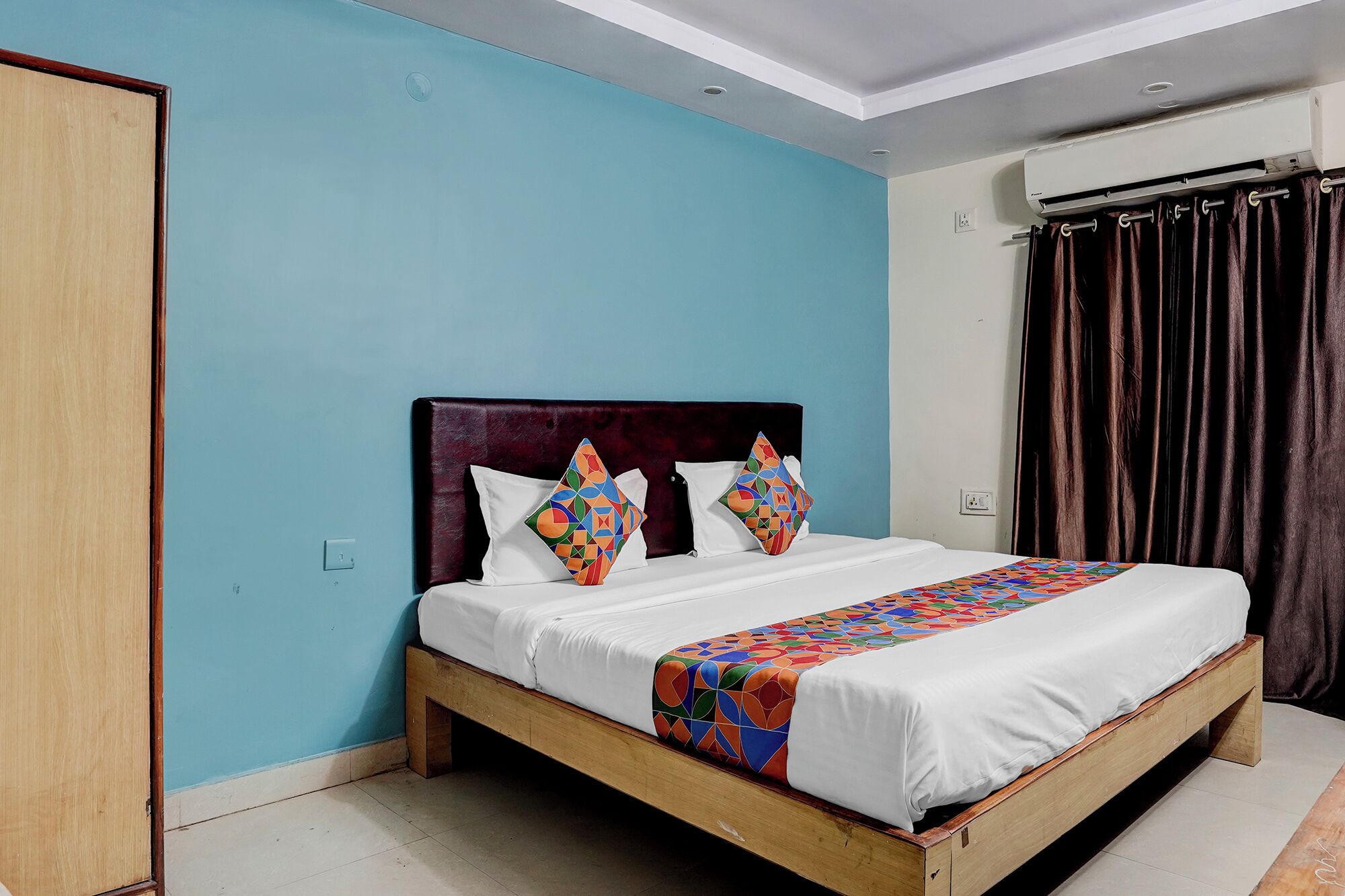 Deluxe-Zimmer | Bettwäsche aus ägyptischer Baumwolle, hochwertige Bettwaren, Zimmersafe