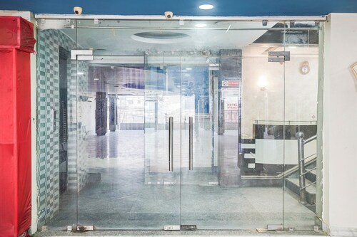 FabHotel DP International