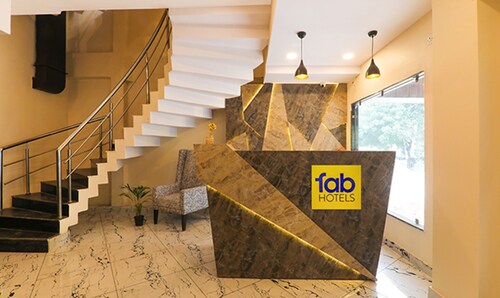 FabHotel Blueark