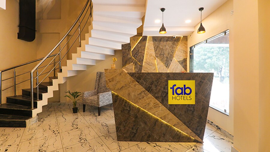 FabHotel Blueark