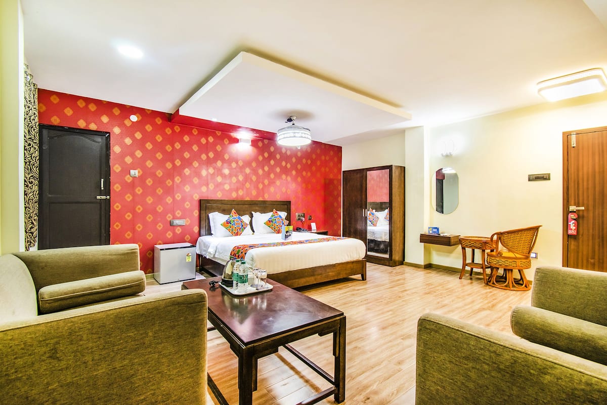 Deluxe kamer | Lakens van Egyptisch katoen, luxe beddengoed, een kluis op de kamer
