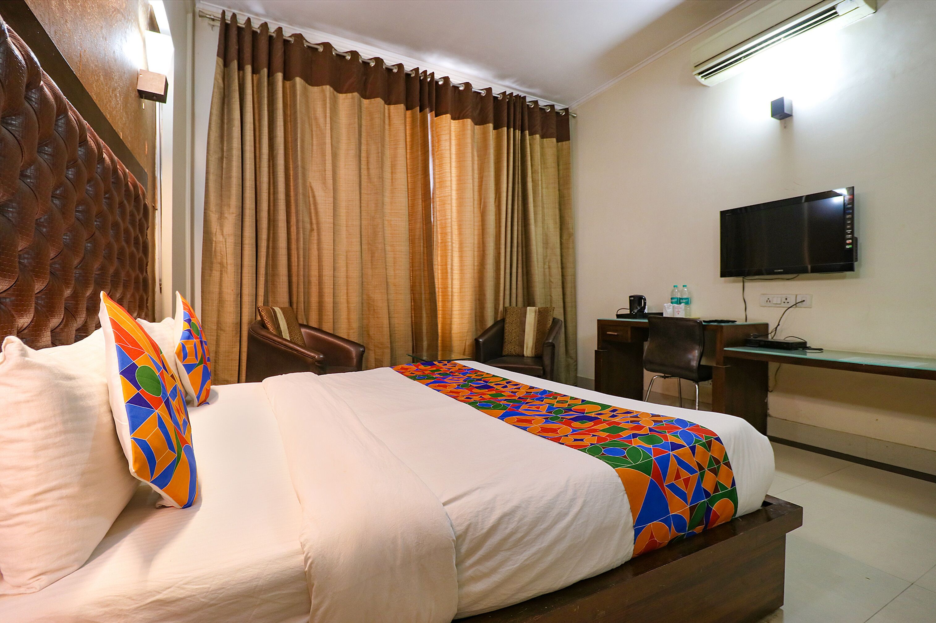 Photo - Via Happy Residency