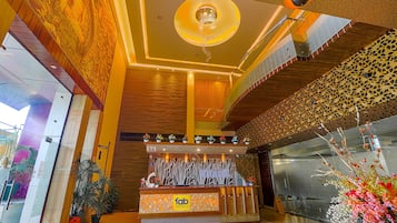 Quầy tiếp tân