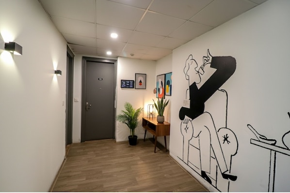 Lobby - Fabhotel The Chaitanyas (New Delhi)