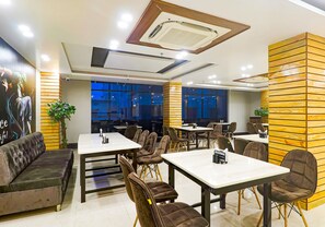 Restaurant - Fabhotel Palash (Danapur)