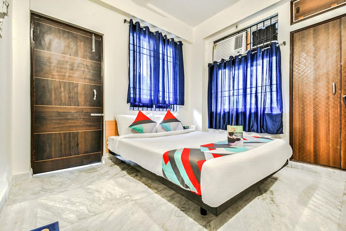 1 bedroom, Egyptian cotton sheets, premium bedding, in-room safe