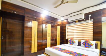 FabHotel Divira Inn