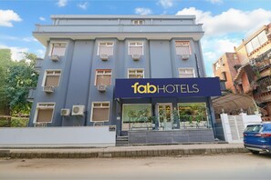 مدخل المنشأة