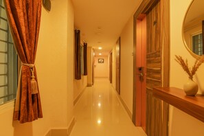 Lobby - Fabhotel Middleton Desire (Bhubaneshwar)