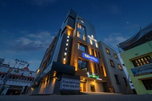 Exterior - Fabhotel Middleton Desire (Bhubaneshwar)