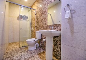 Deluxe Room | Bilik Mandi | Pancuran mandi, hulu semburan mandi hujan 