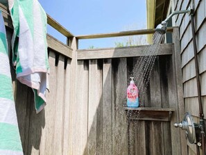 Property grounds - Edgewood on Campground Beach/Steps to the Sand (Eastham)