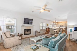 TV, fireplace, offices