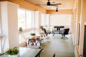 Smart TV - Chic 2BR Vidalia Retreat by MHM Luxury Properties (Vidalia)