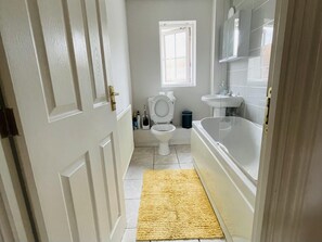 Villa | Bathroom | Combined shower/tub, deep soaking tub, hair dryer, towels