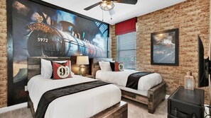 6 bedrooms, laptop workspace, iron/ironing board, bed sheets