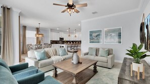 Living area - Rent the Perfect 6 Bedroom House on Storey Lake Resort, Orlando House 6158 (Kissimmee)