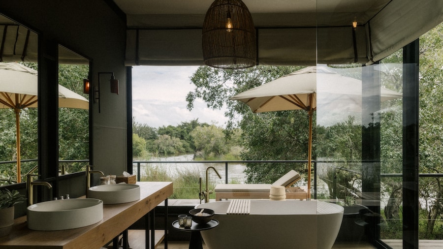 Zambezi Sands By Batoka