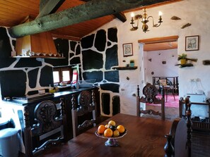 Dining - Cancela House Peace in the Countryside - Paiva Walkways Arouca (São Miguel do Mato)