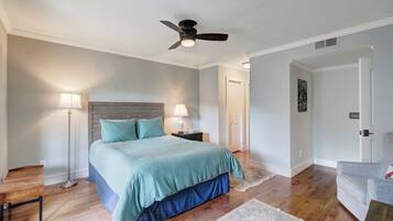 2 bedrooms, iron/ironing board, internet, bed sheets