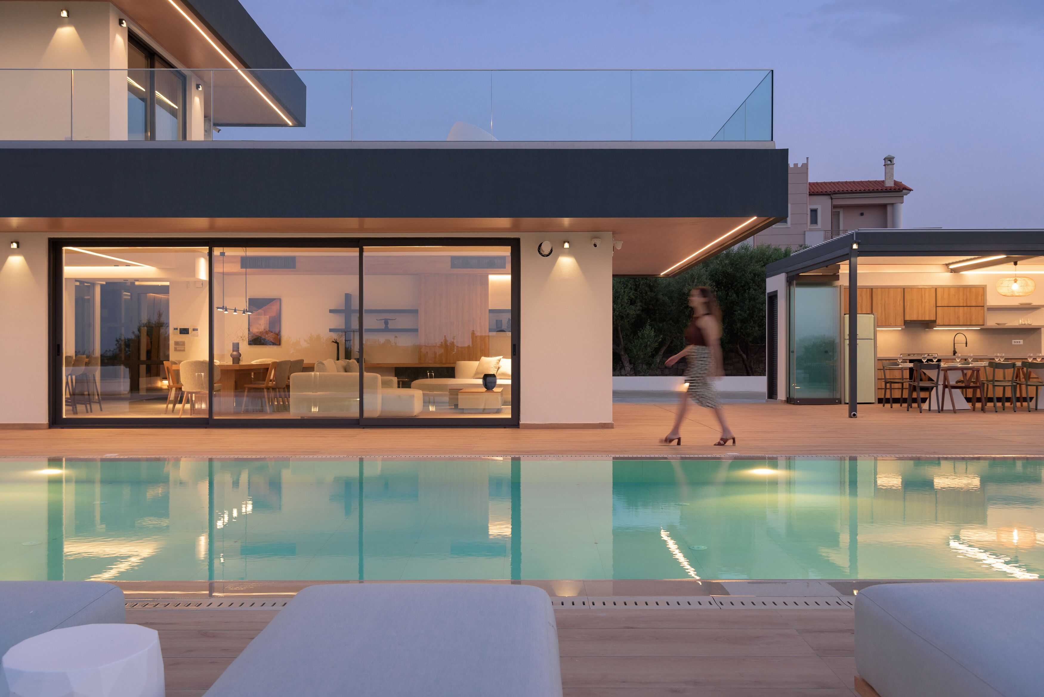 Indoor pool, outdoor pool