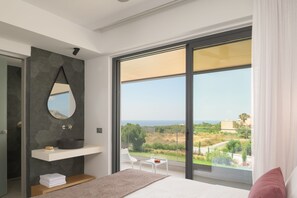 7 dormitorios, caja fuerte, sistema de insonorización