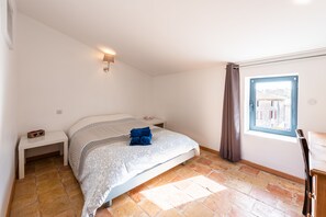 4 chambres, Wi-Fi, draps fournis