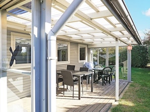House | Dining