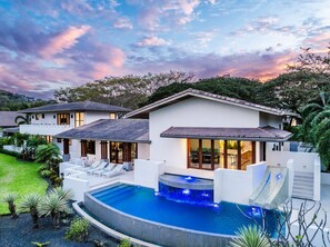 Pool - Golfer's Favorite Villa with Pool, Golf Cart & Beach Club Access, 2-Min Golf Cart ride to the Beach (Playa Conchal)