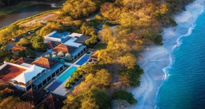 Golfer's Favorite Villa with Pool, Golf Cart & Beach Club Access, 2-Min Golf Cart ride to the Beach