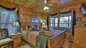 3 Schlafzimmer, BĂŒgeleisen/BĂŒgelbrett, kostenloses WLAN, BettwĂ€sche