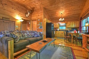 智能电视、壁炉