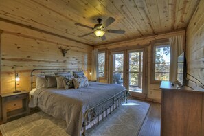 3 chambres, fer et planche à repasser, lit parapluie, Wi-Fi gratuit