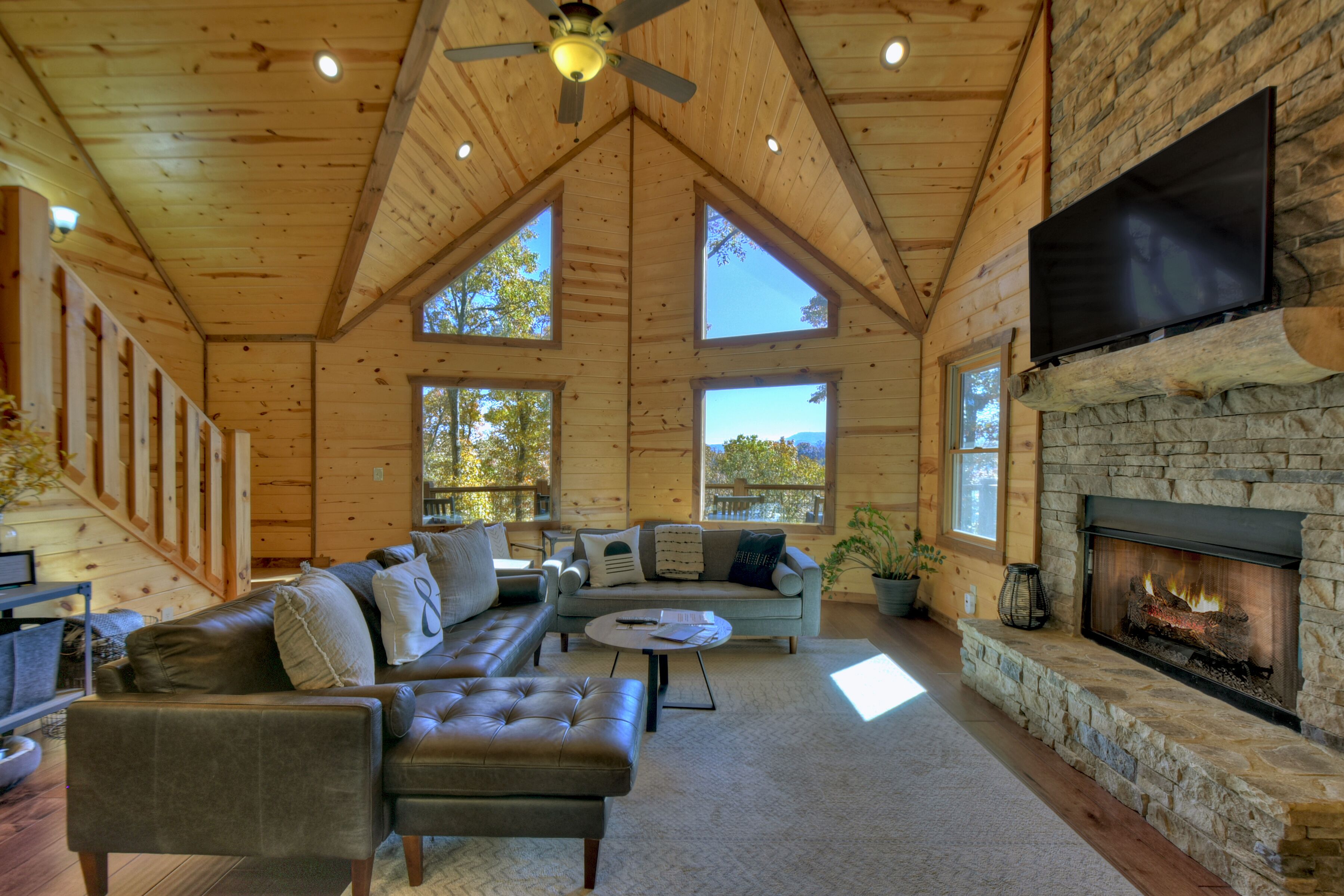 Smart-tv en een open haard