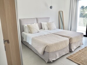 3 camere, una cassaforte in camera, ferro/asse da stiro, Wi-Fi gratuito