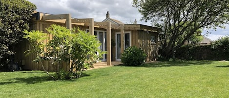 Cottage, 1 Queen Bed | Exterior