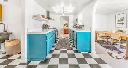 Experience Joshua Tree: Stay at The Maude House