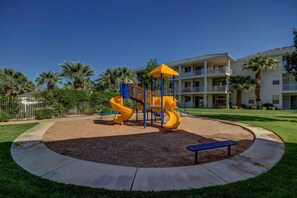 Children's area - Las Palmas Resort #2114 | All-Inclusive Amenities (Saint George)
