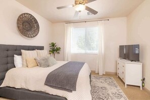 3 bedrooms, WiFi (free), bed sheets - Las Palmas Resort #2114 | All-Inclusive Amenities (Saint George)