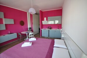 1 Schlafzimmer, Bügeleisen/Bügelbrett, kostenloses WLAN, Bettwäsche